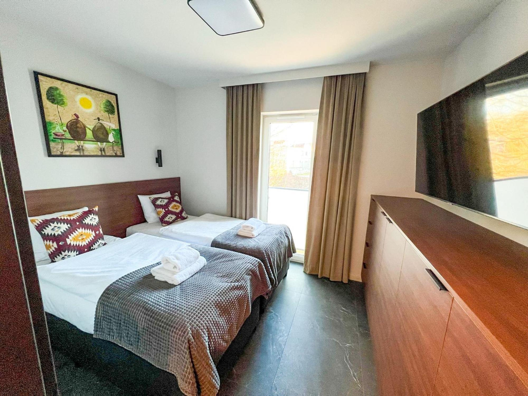 Apartamenty Centrum Park Twardowskiego 4 Zielona Góra Eksteriør bilde